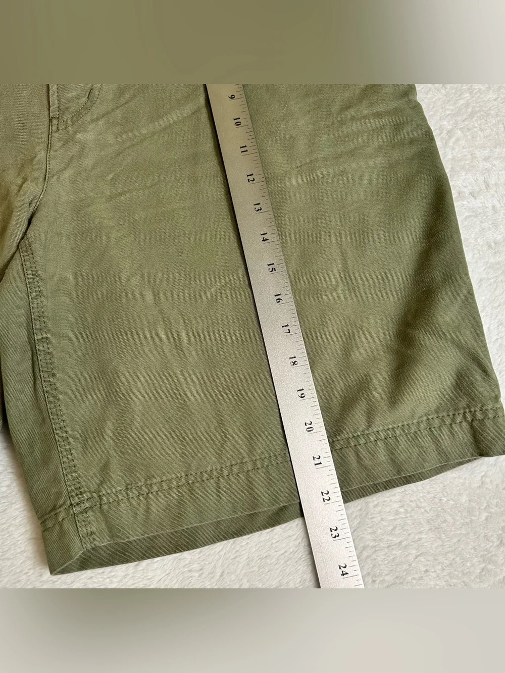 Tommy Hilfiger Men's Cargo Shorts Size 40 Olive Green Outdoor Utility Vintage